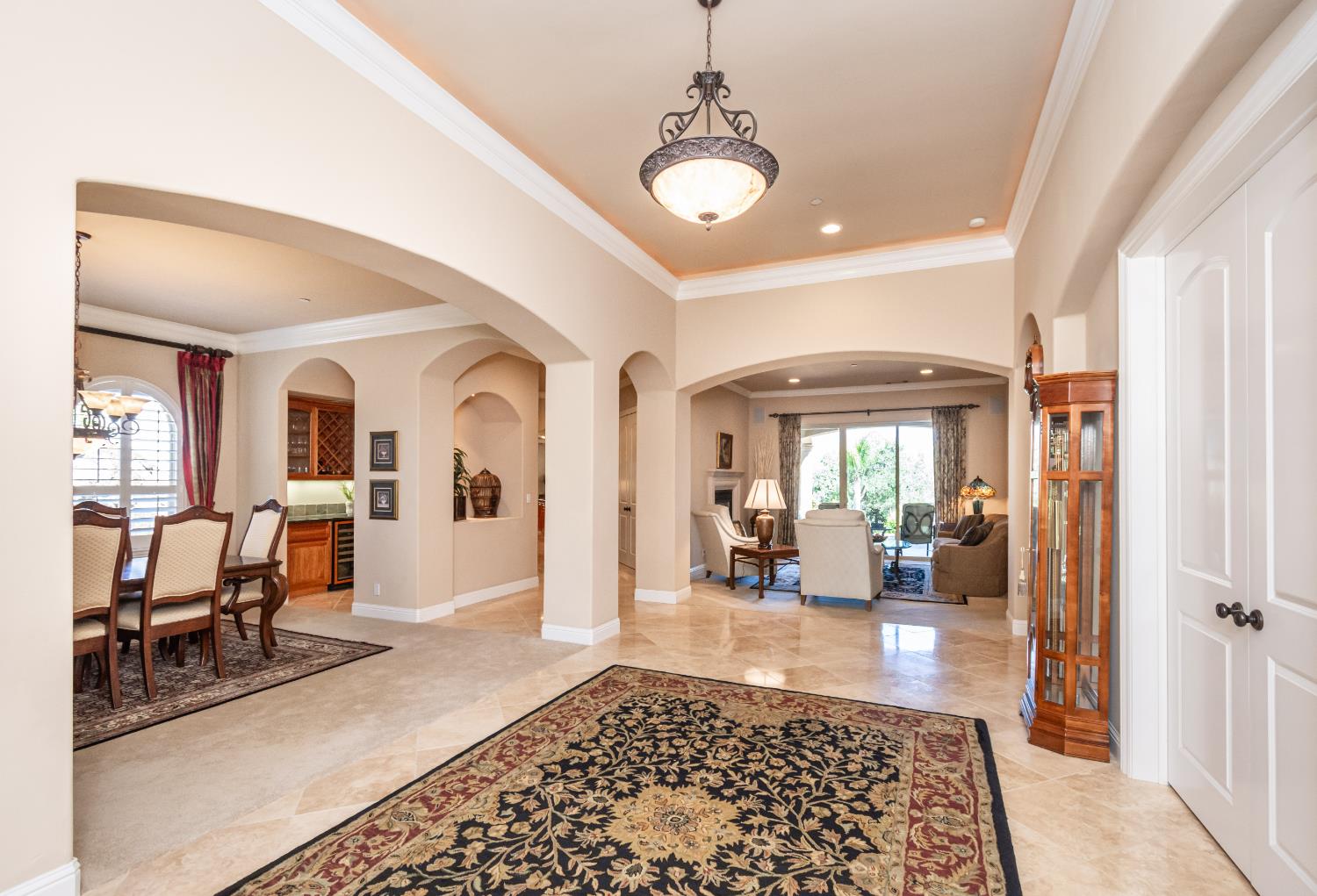 9709 Rim Rock Circle