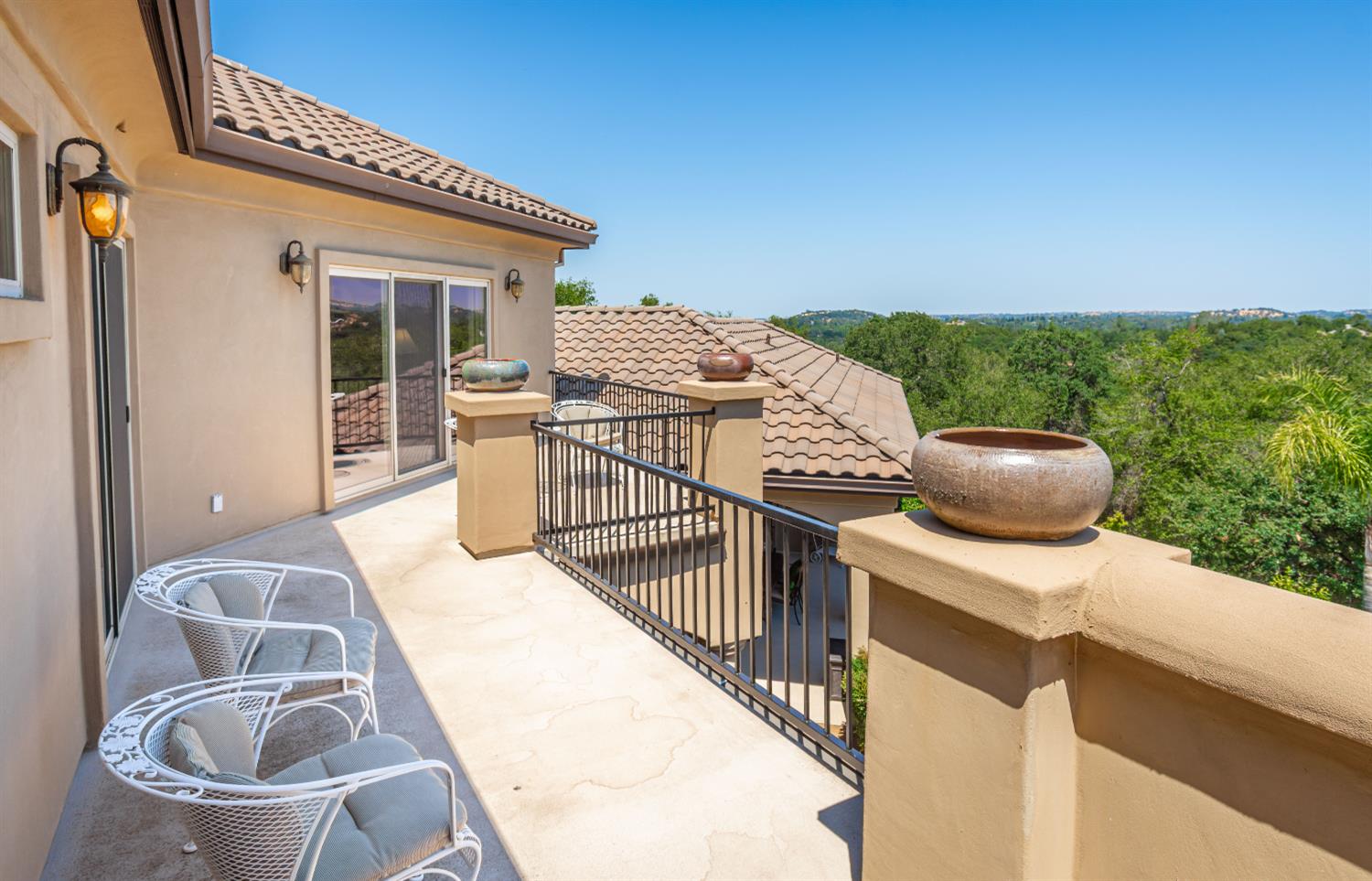 9709 Rim Rock Circle