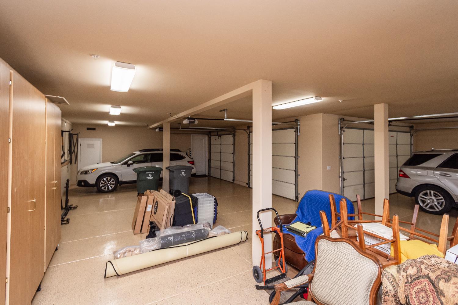 9709 Rim Rock Circle