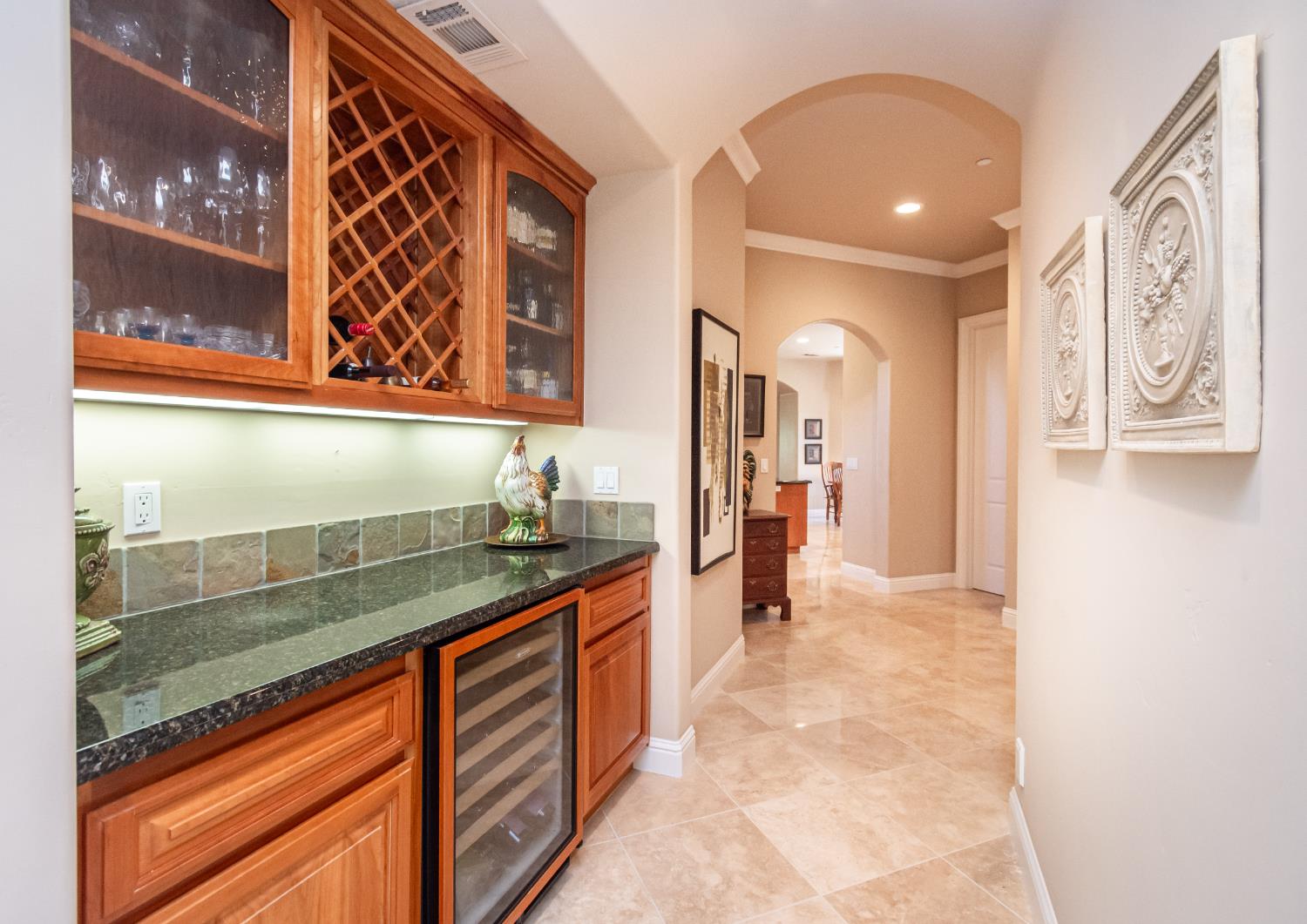 9709 Rim Rock Circle