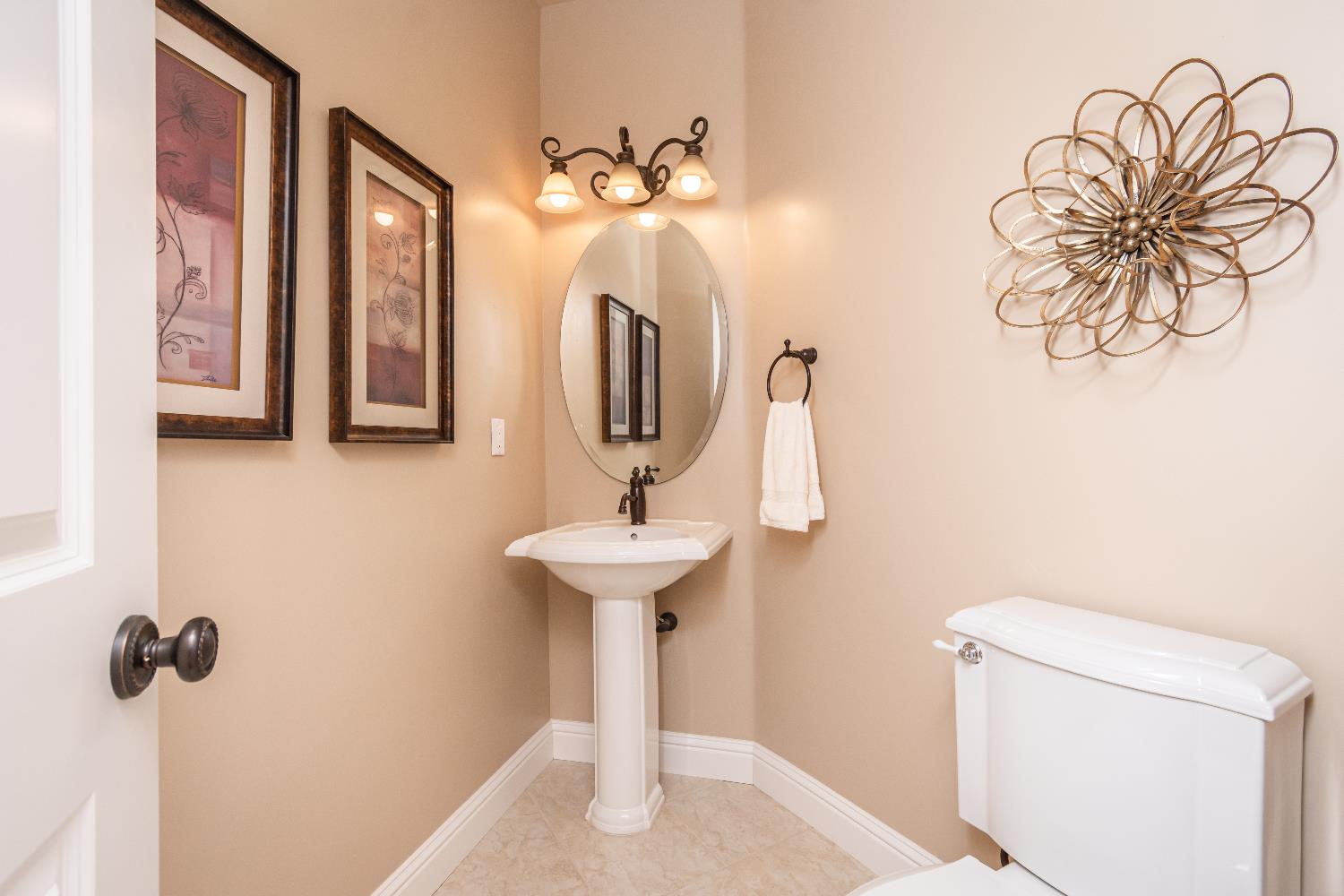 9709 Rim Rock Circle