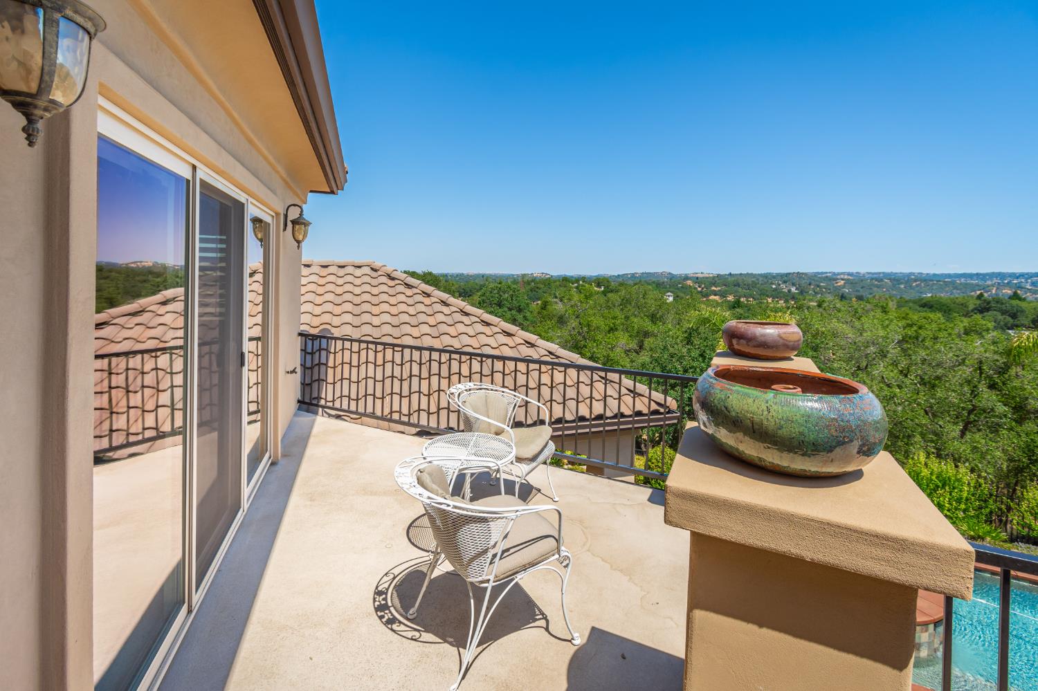 9709 Rim Rock Circle