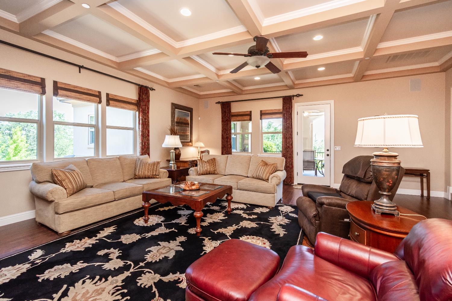 9709 Rim Rock Circle