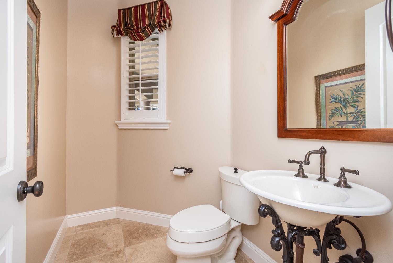 9709 Rim Rock Circle