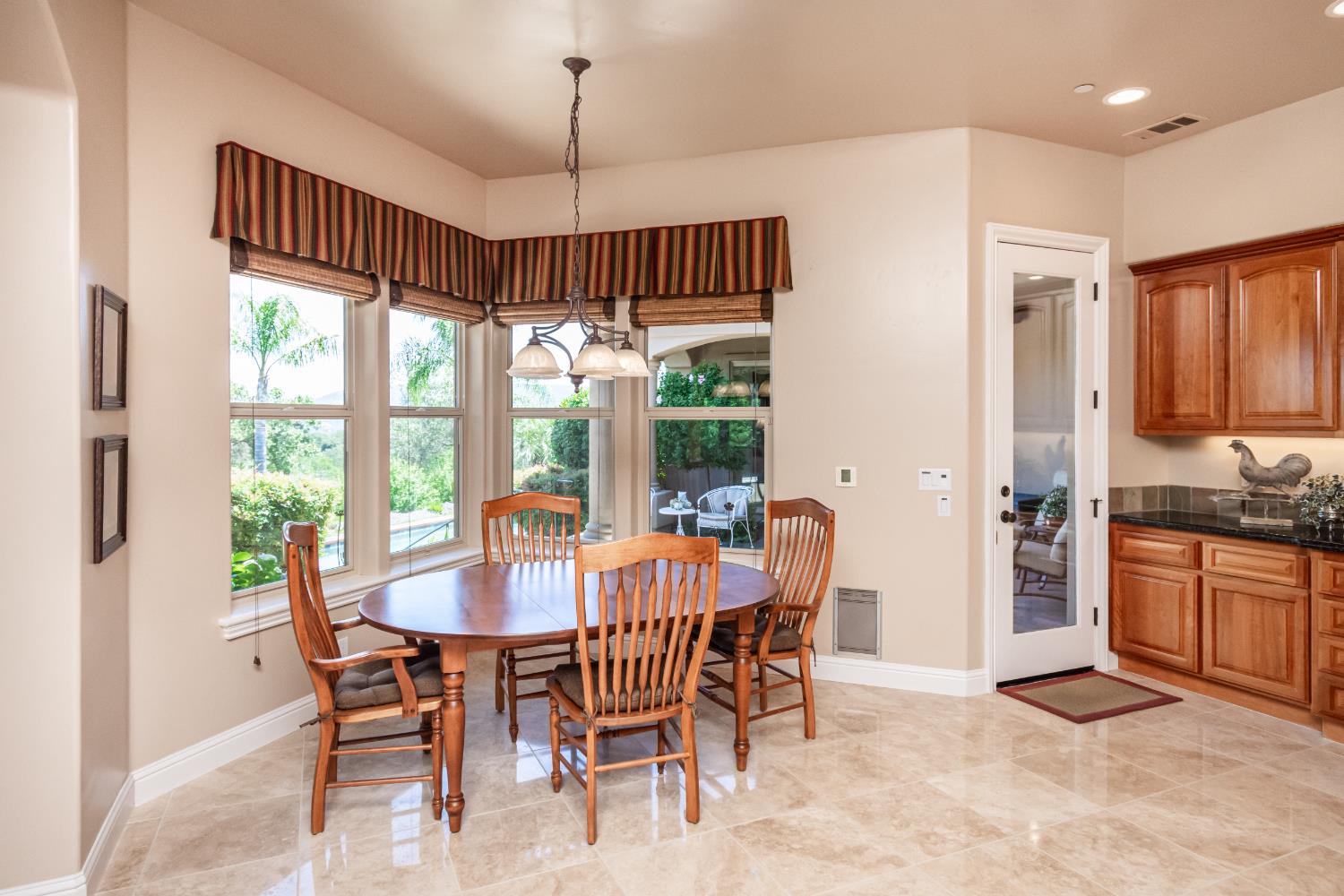 9709 Rim Rock Circle