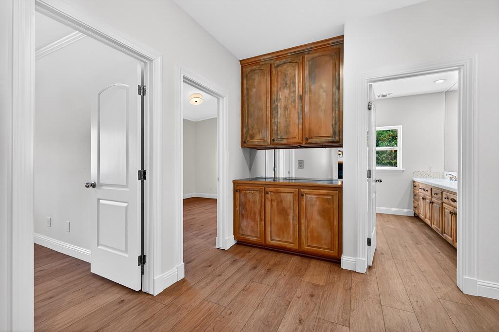 9035 Camino Del Avion