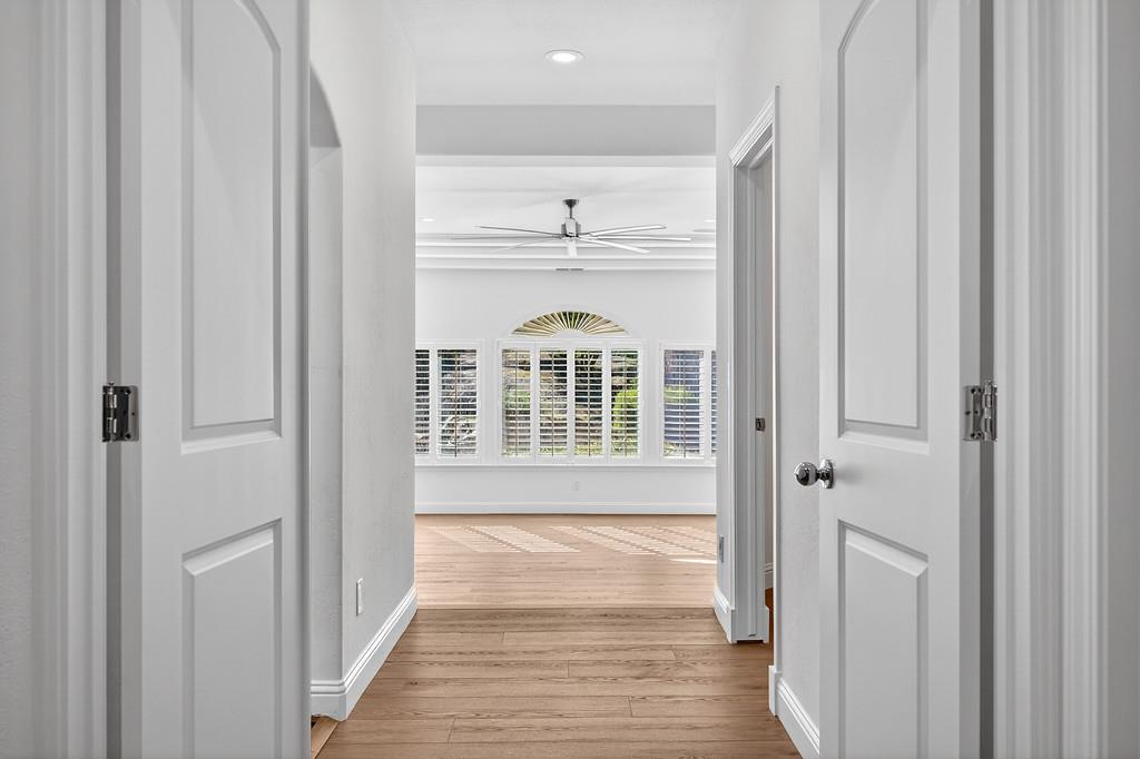 9035 Camino Del Avion