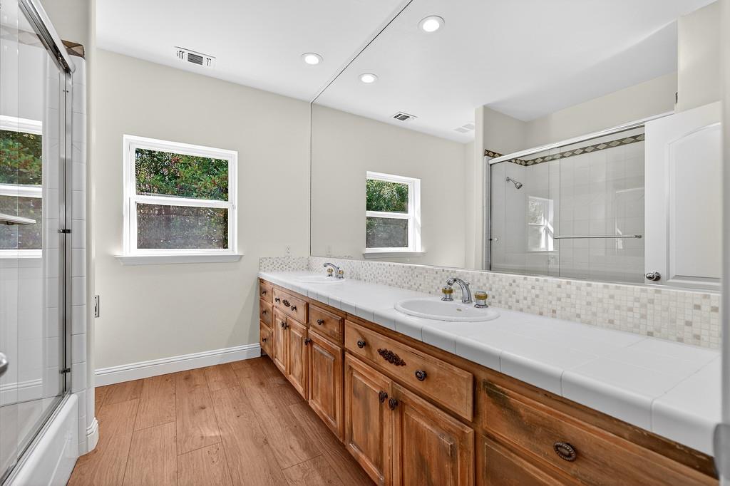 9035 Camino Del Avion