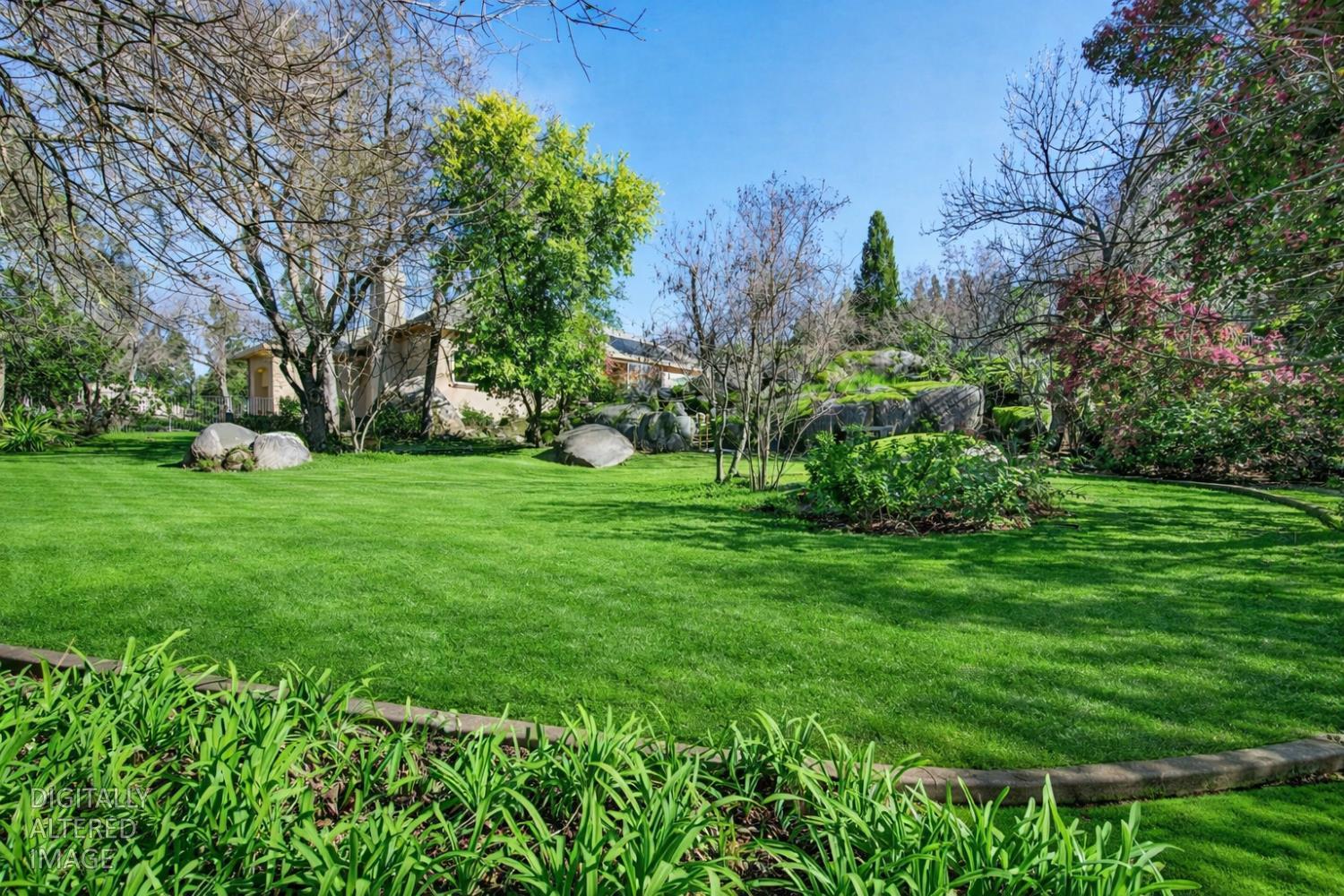 9035 Camino Del Avion