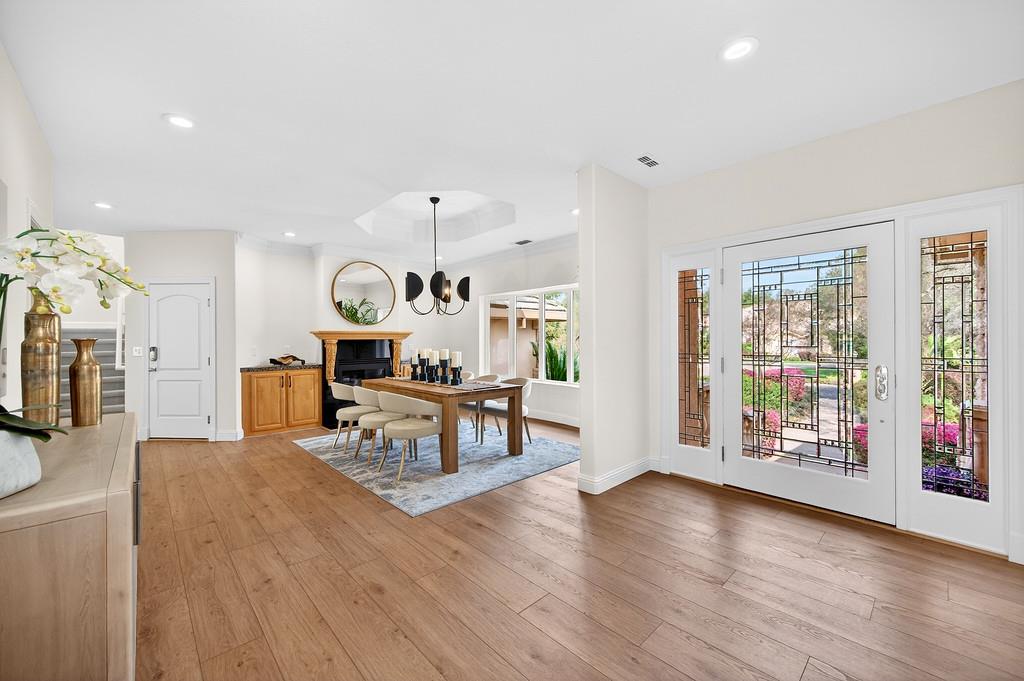 9035 Camino Del Avion