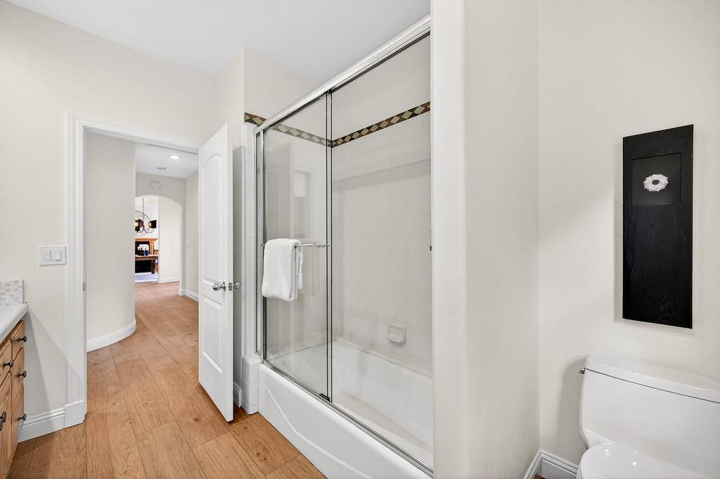 9035 Camino Del Avion