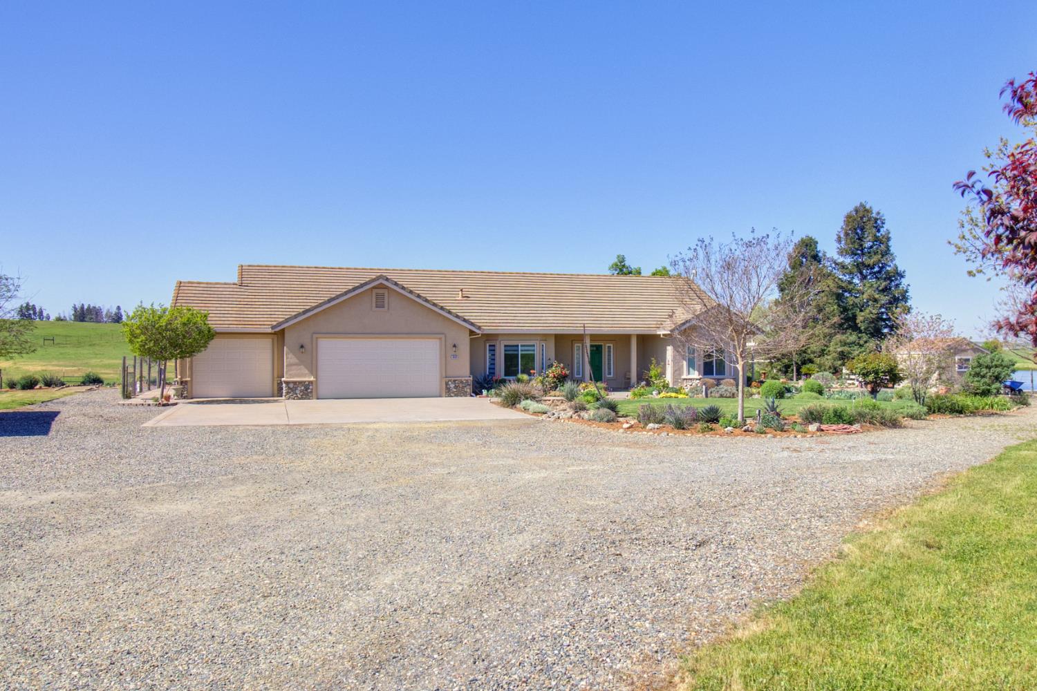 6950 Bisbee Drive
