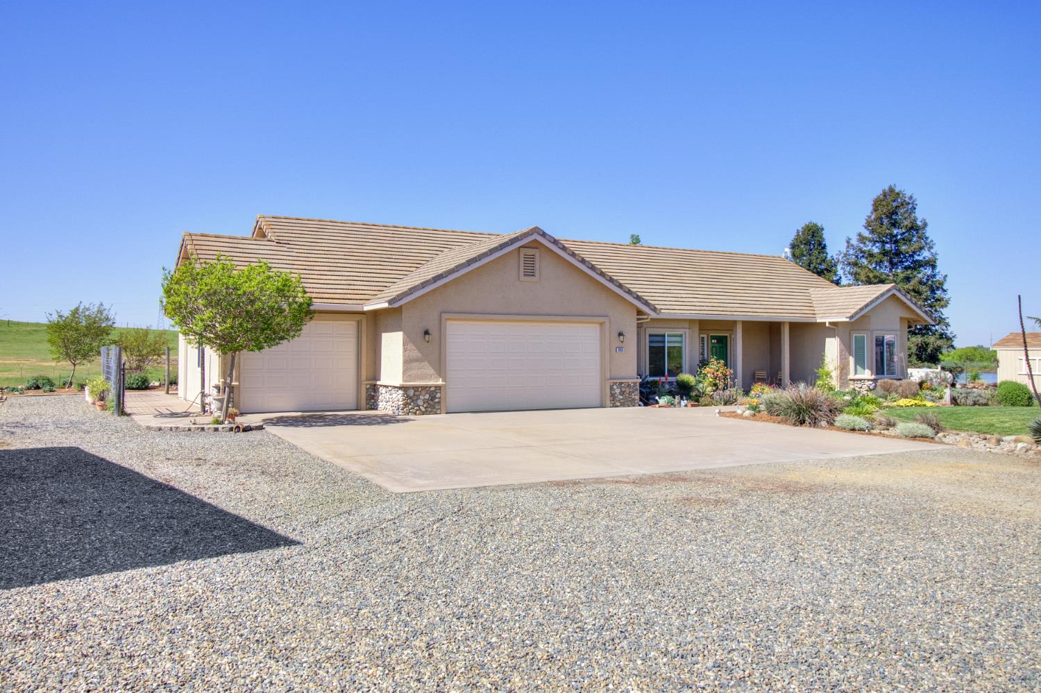 6950 Bisbee Drive