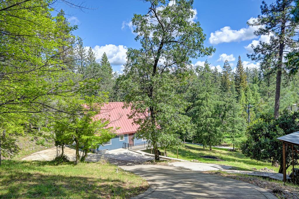 940 Pine Hill Road