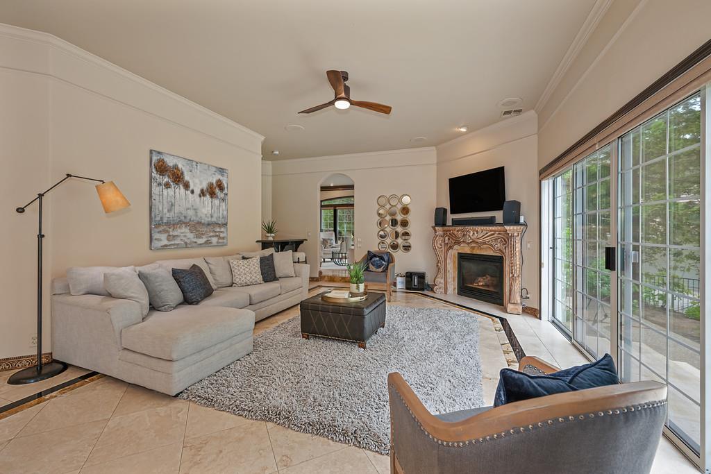 9125 Los Lagos Circle S