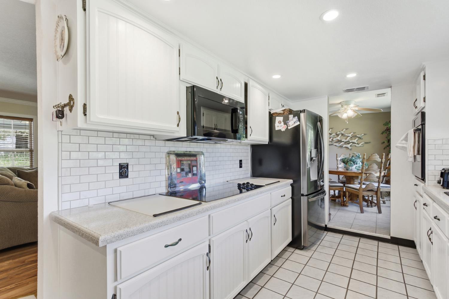 3095 Edgewood Lane