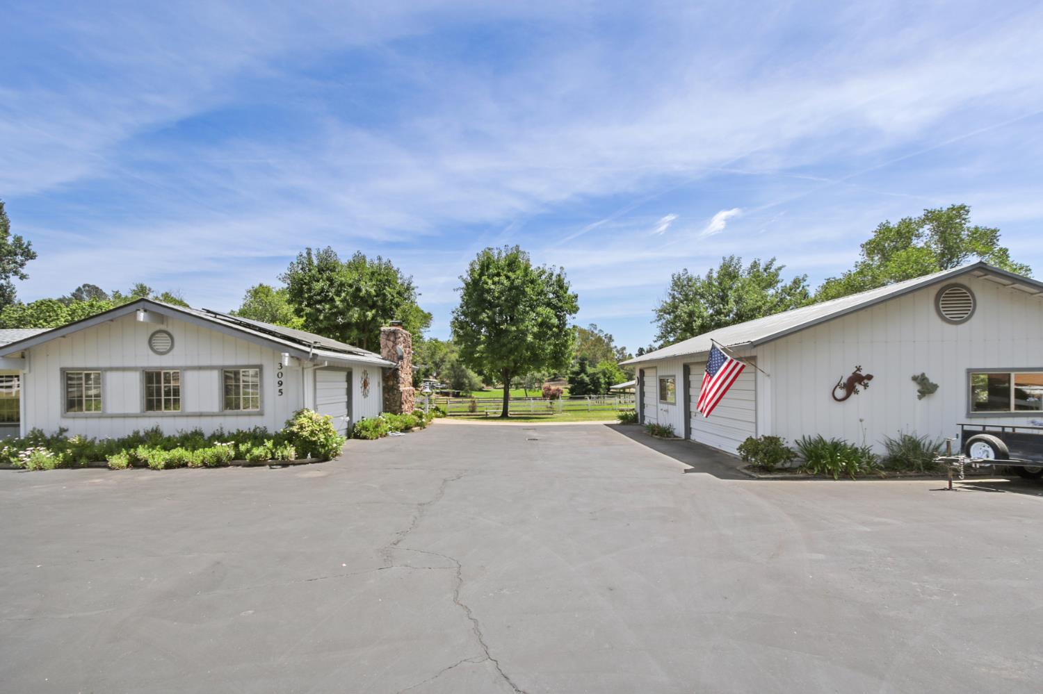 3095 Edgewood Lane