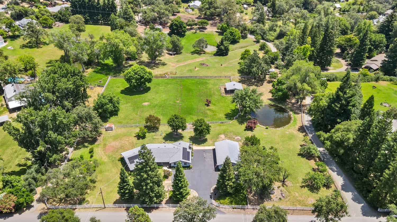 3095 Edgewood Lane