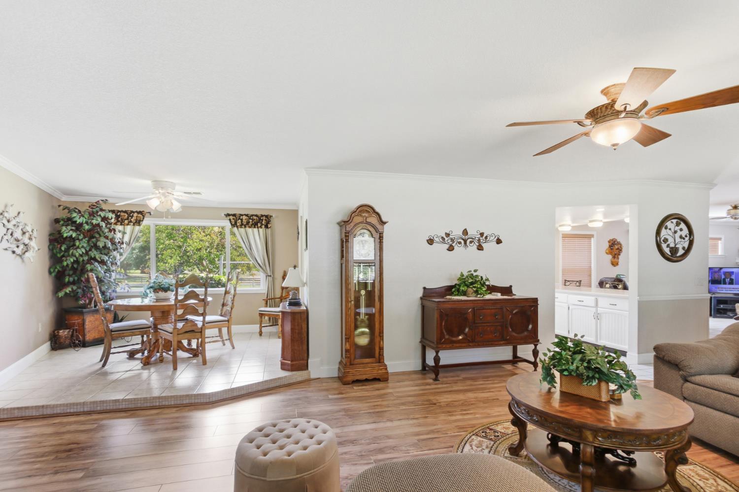 3095 Edgewood Lane