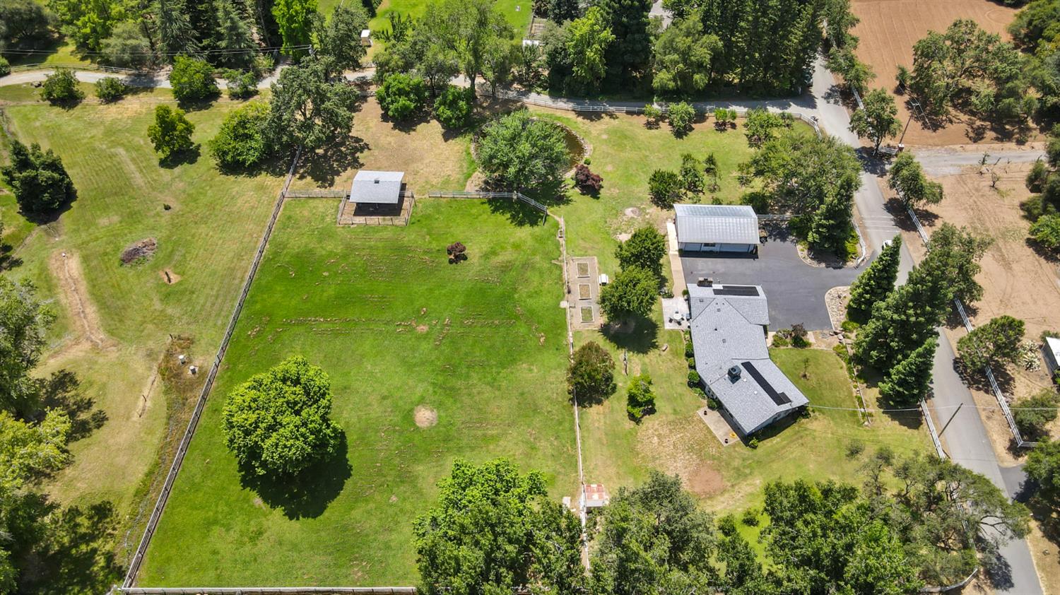 3095 Edgewood Lane