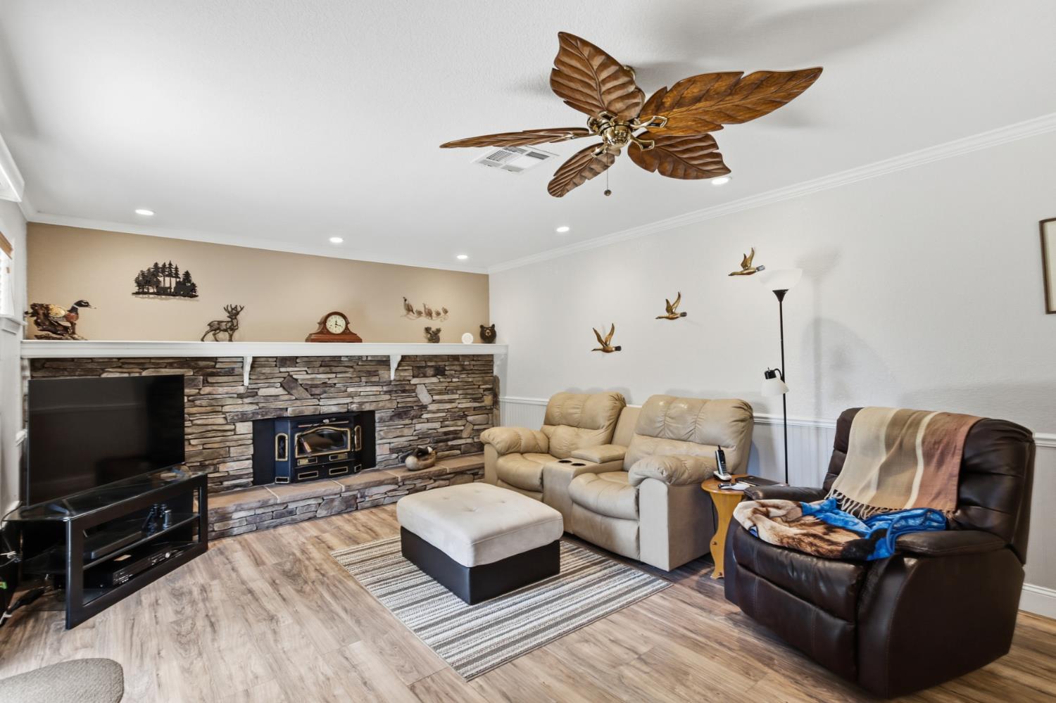 3095 Edgewood Lane