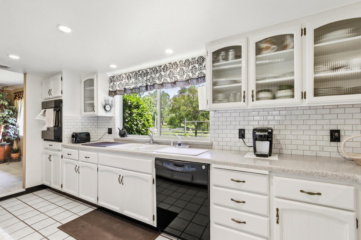 3095 Edgewood Lane