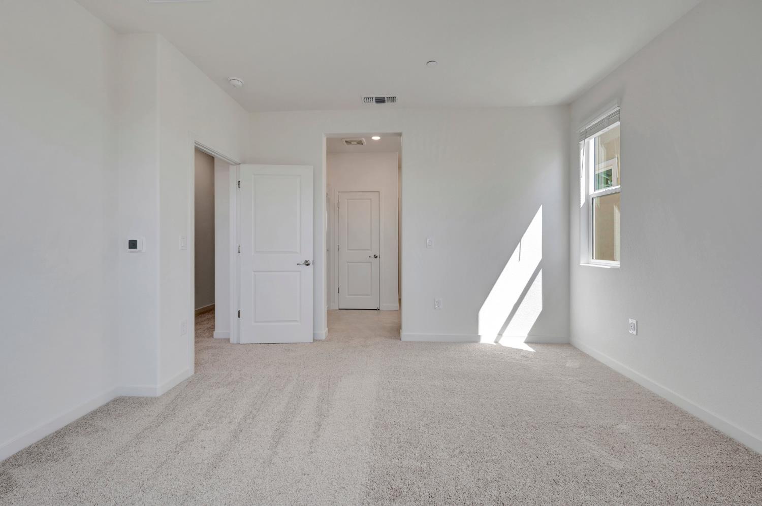 14545 Southpointe Drive 48