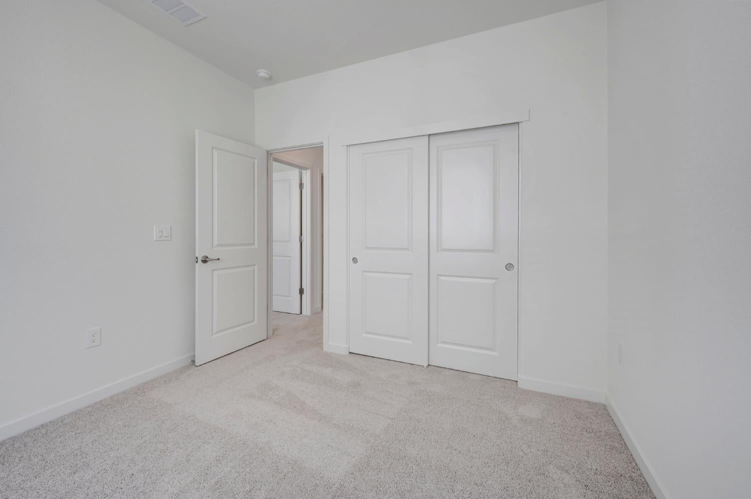 14545 Southpointe Drive 48