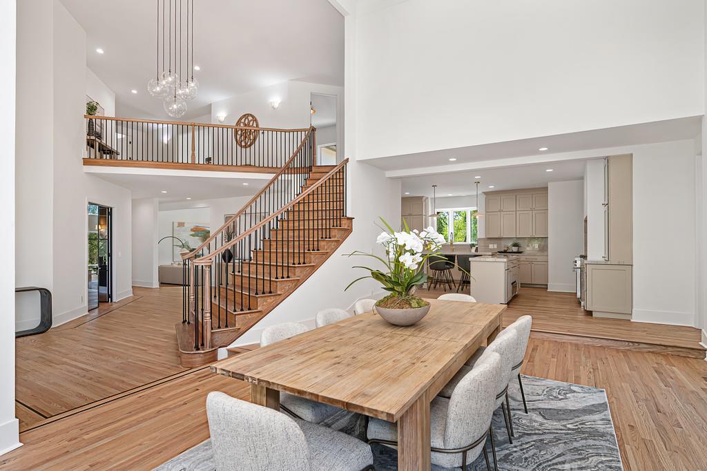 6275 Barcelona Court