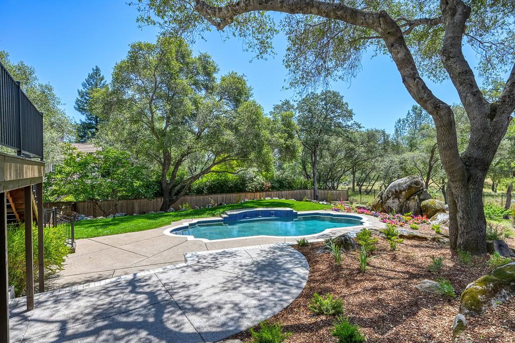 6275 Barcelona Court