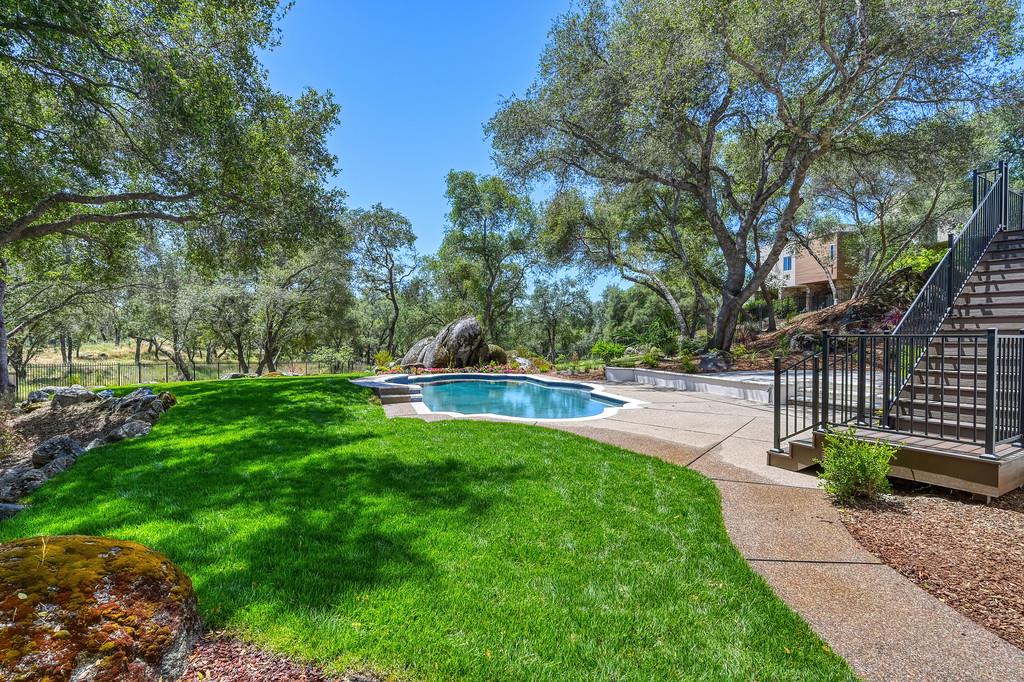 6275 Barcelona Court