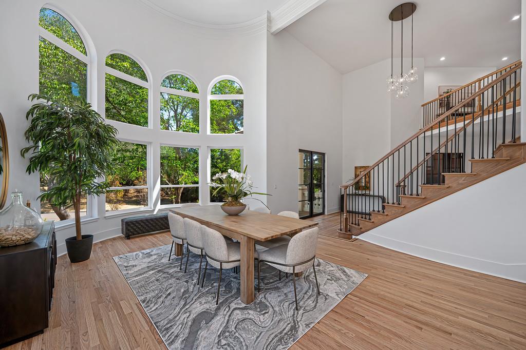 6275 Barcelona Court