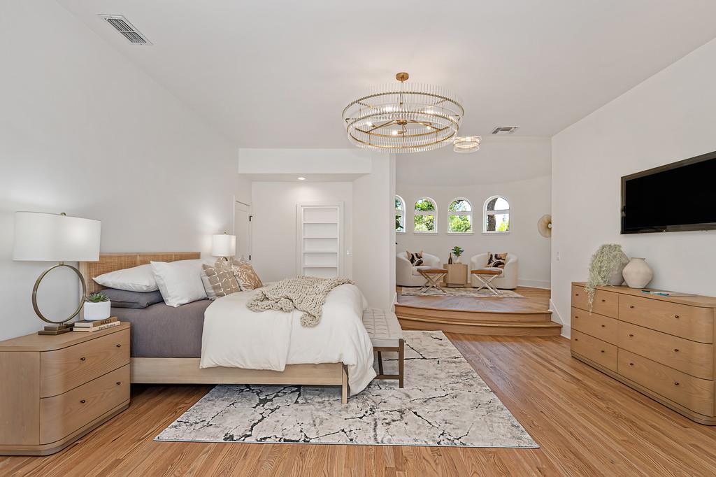 6275 Barcelona Court