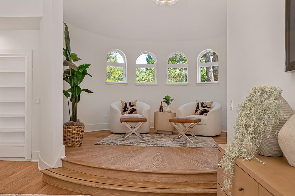6275 Barcelona Court