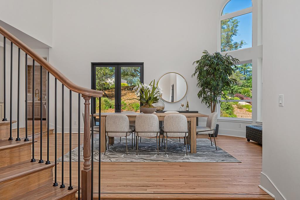 6275 Barcelona Court