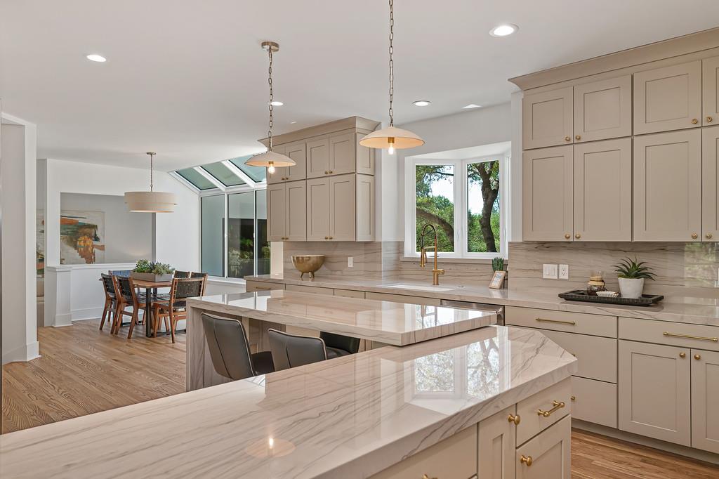 6275 Barcelona Court
