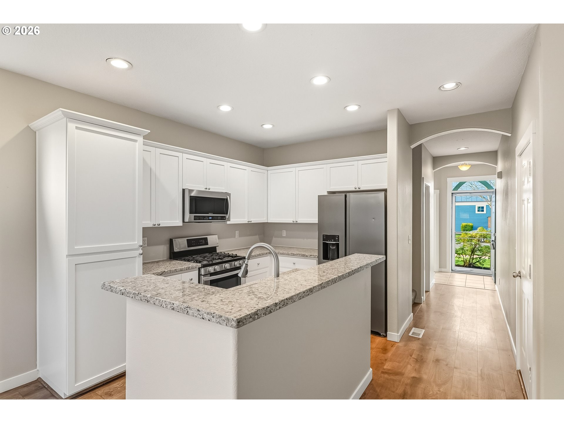 6258 SW FOUNTAIN GROVE TER