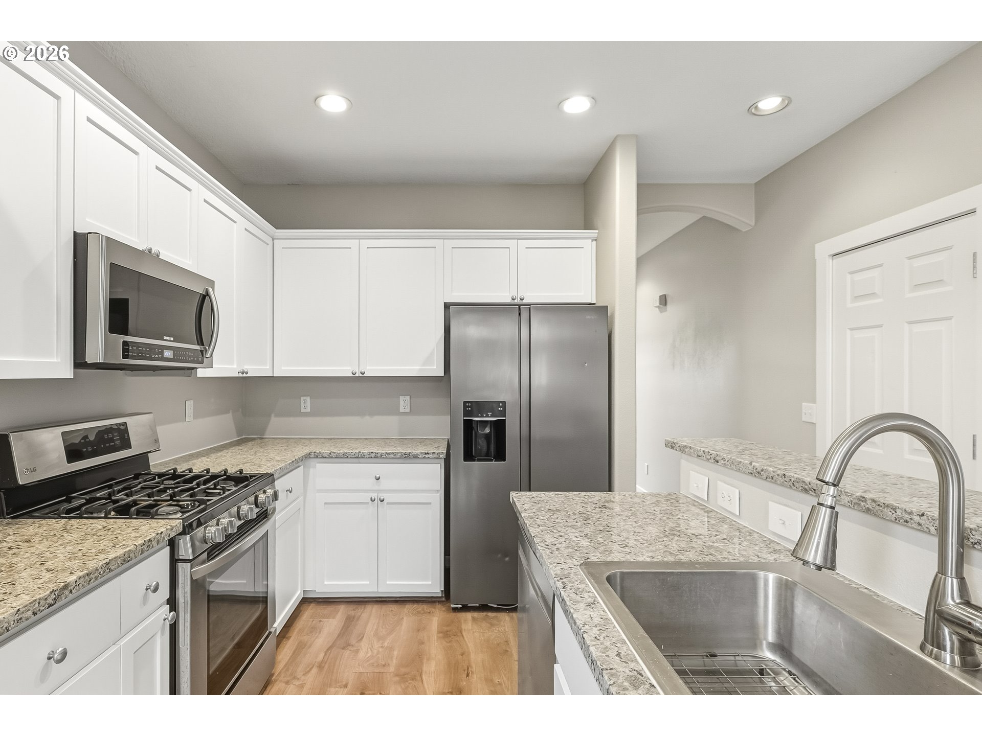 6258 SW FOUNTAIN GROVE TER