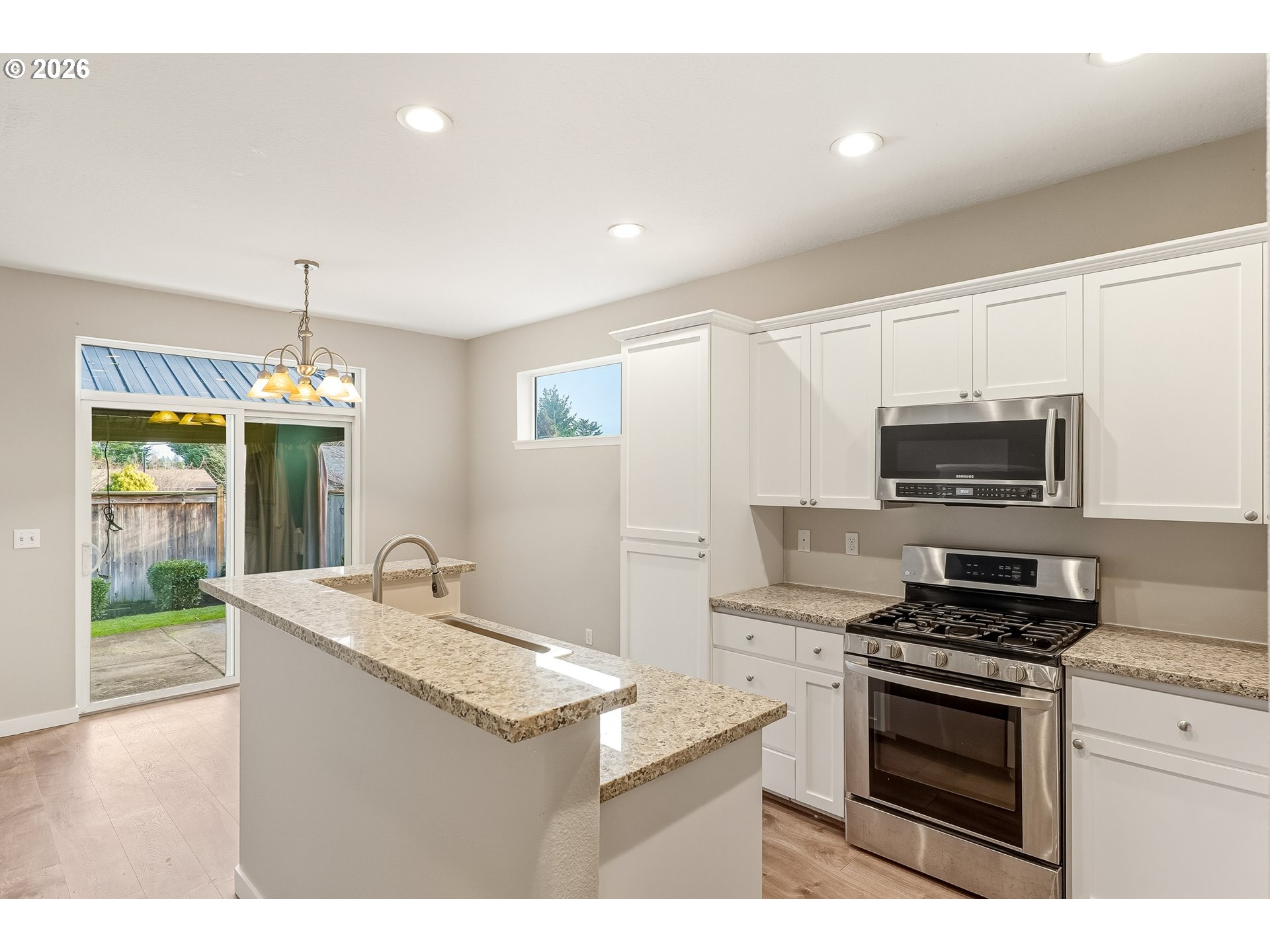 6258 SW FOUNTAIN GROVE TER