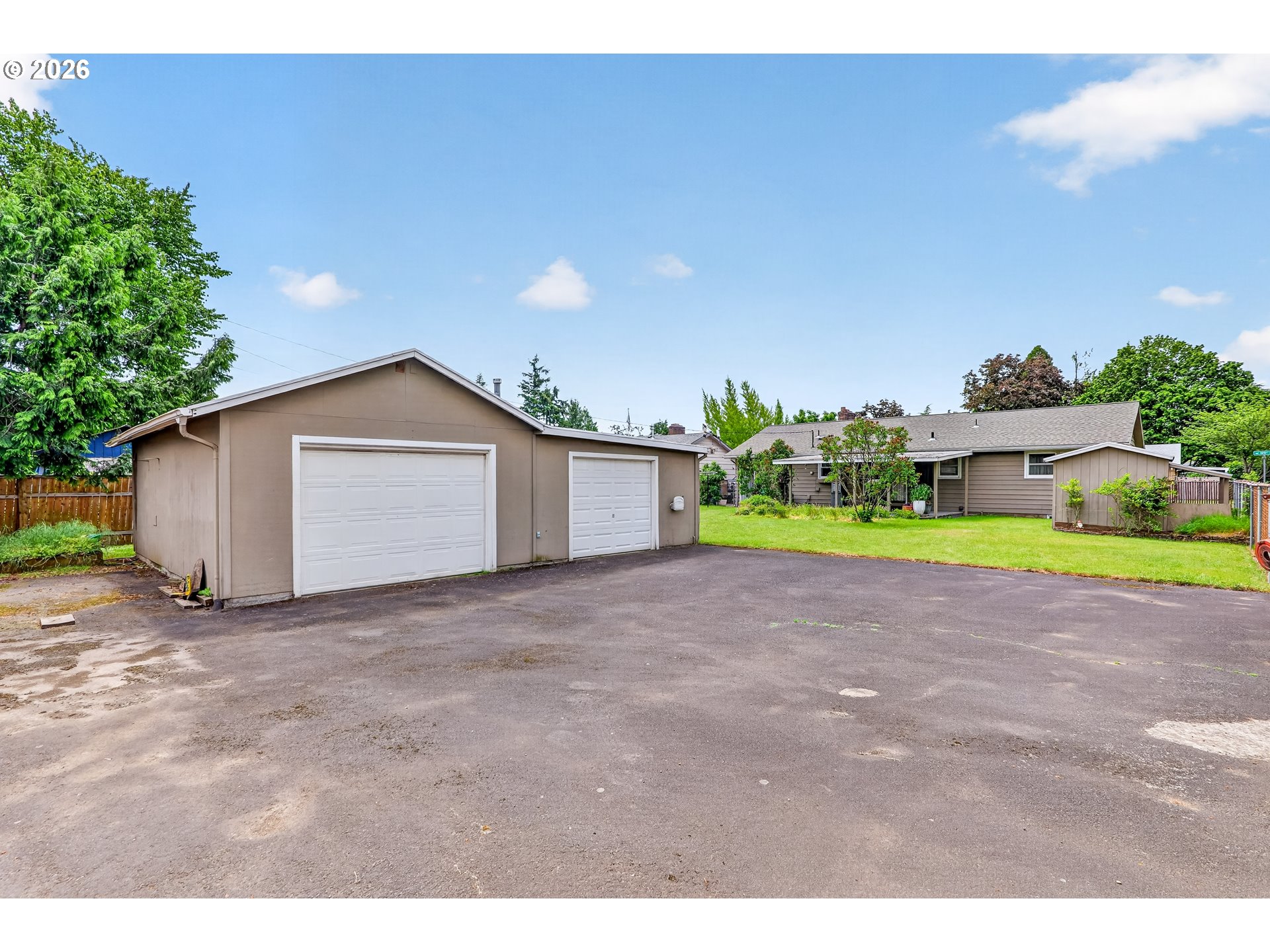 2012 SE 185TH AVE