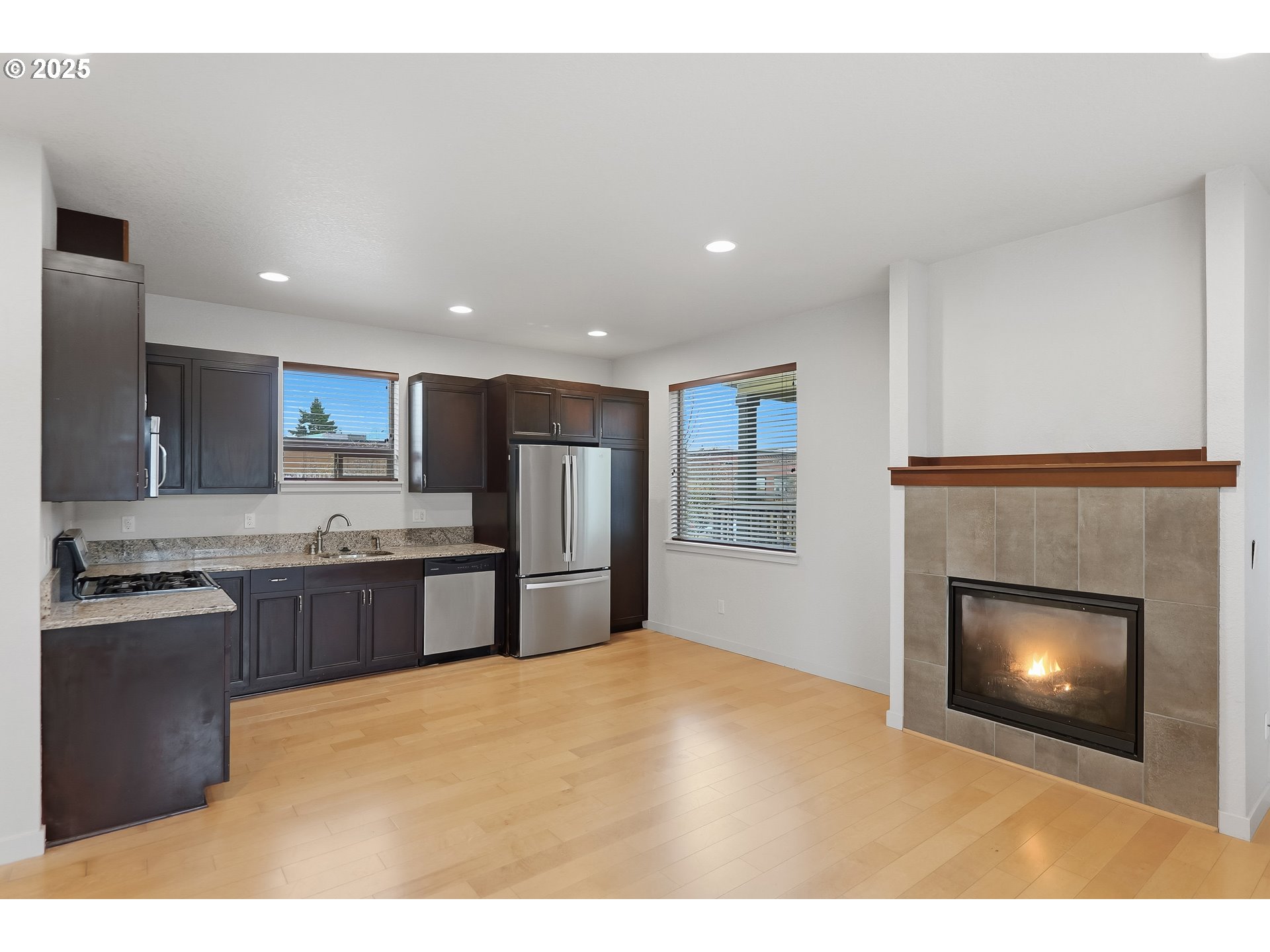 5216 NE GARFIELD AVE