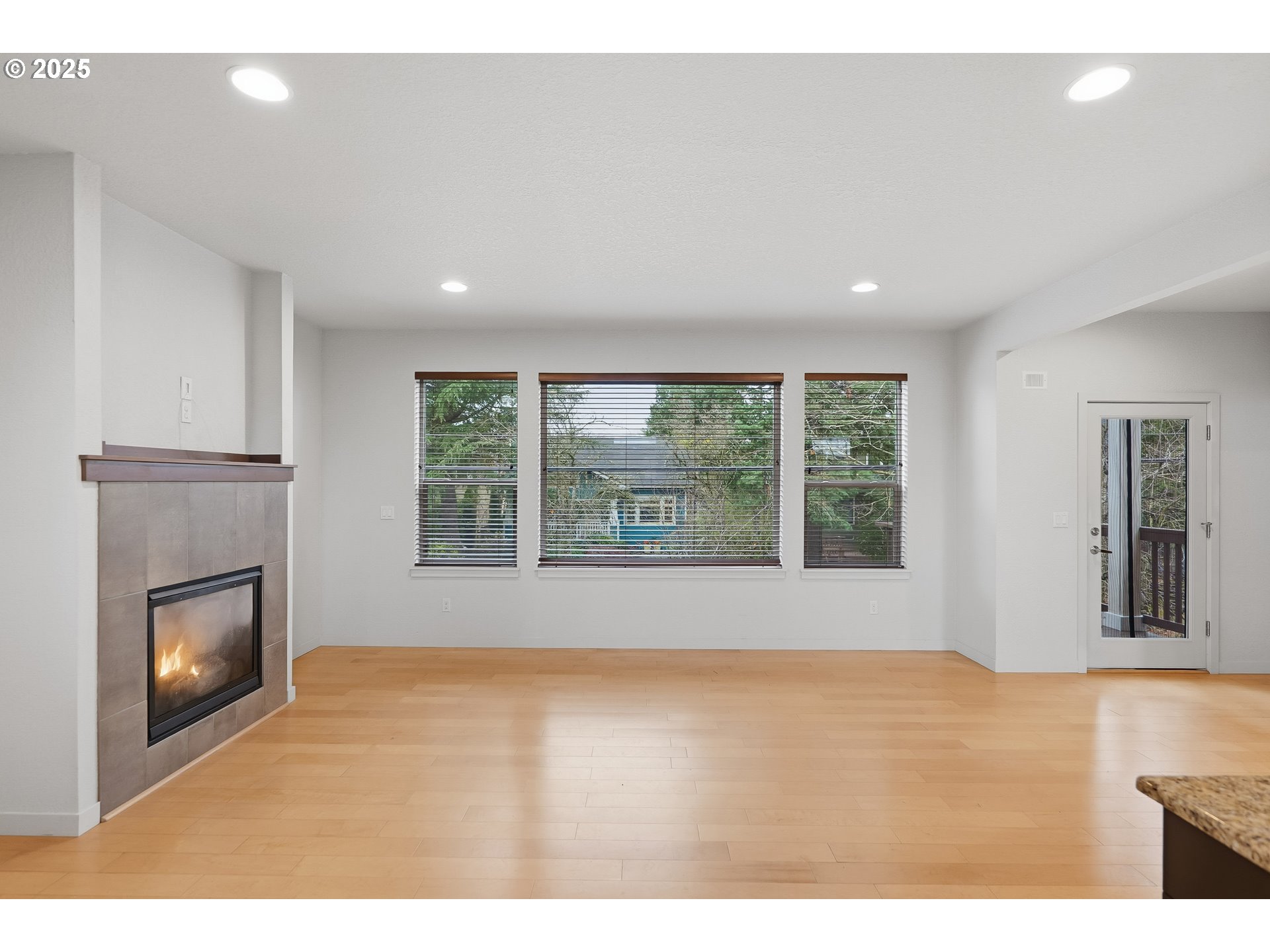 5216 NE GARFIELD AVE