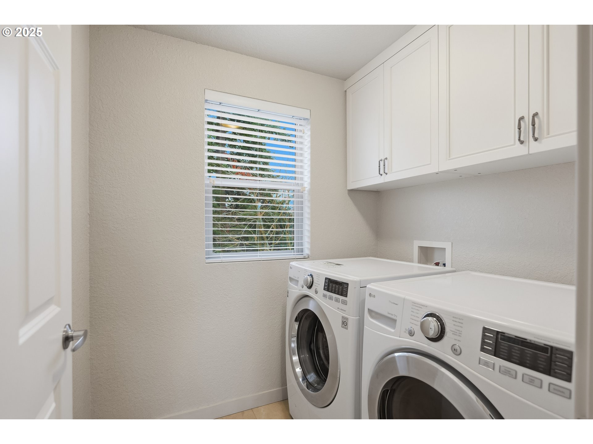 5216 NE GARFIELD AVE