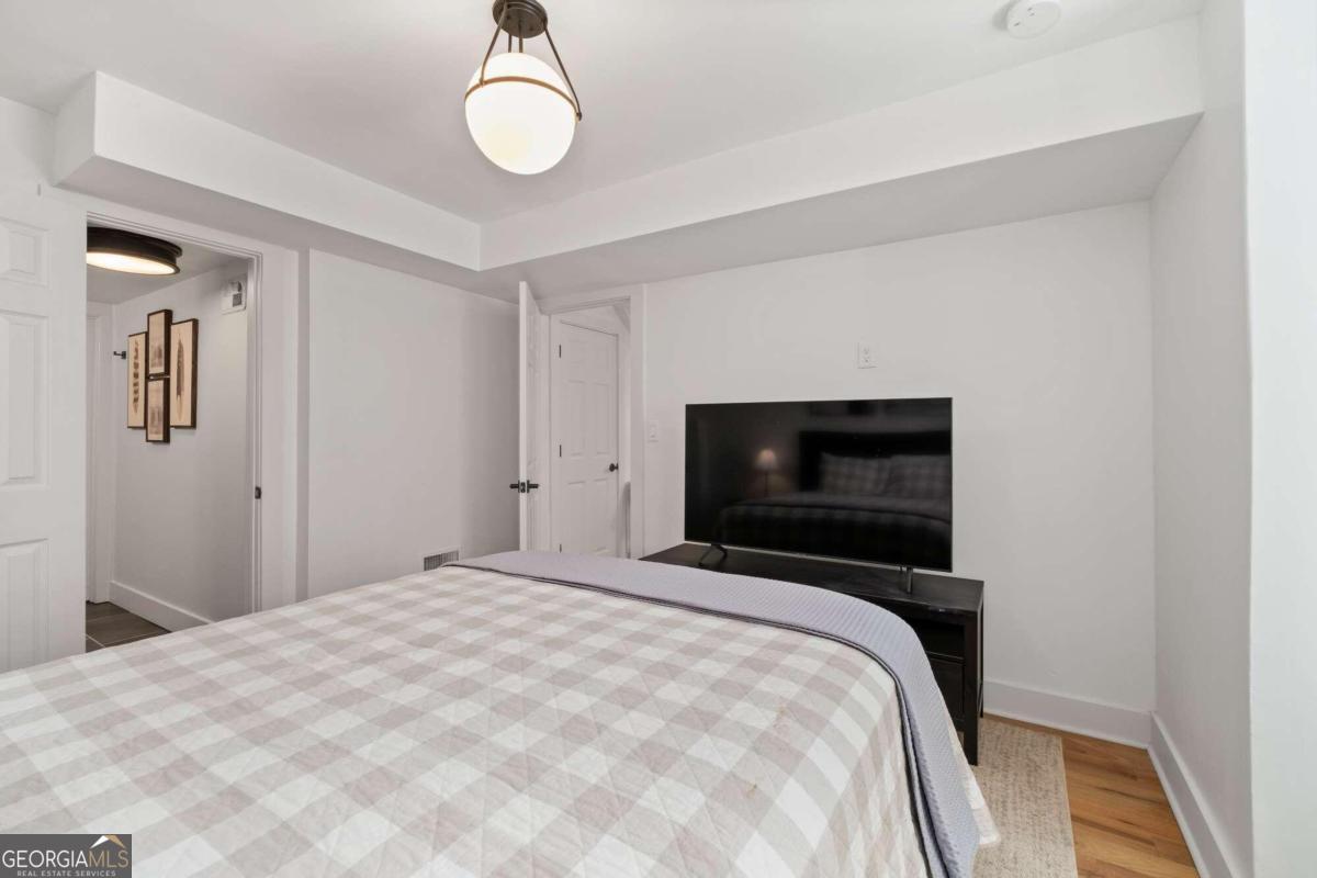 6160 Lake Lanier Heights Road