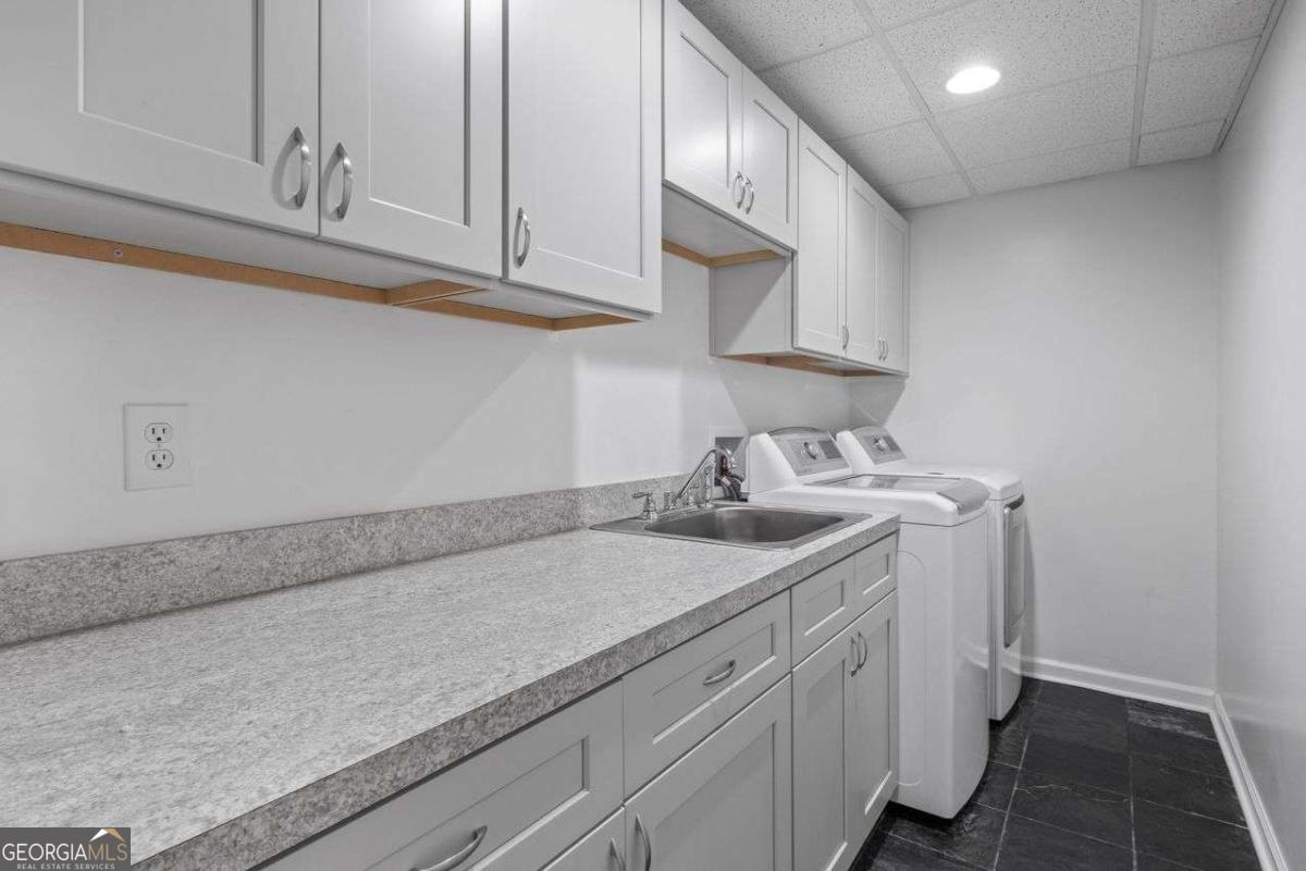 515 Oak Bridge Trail