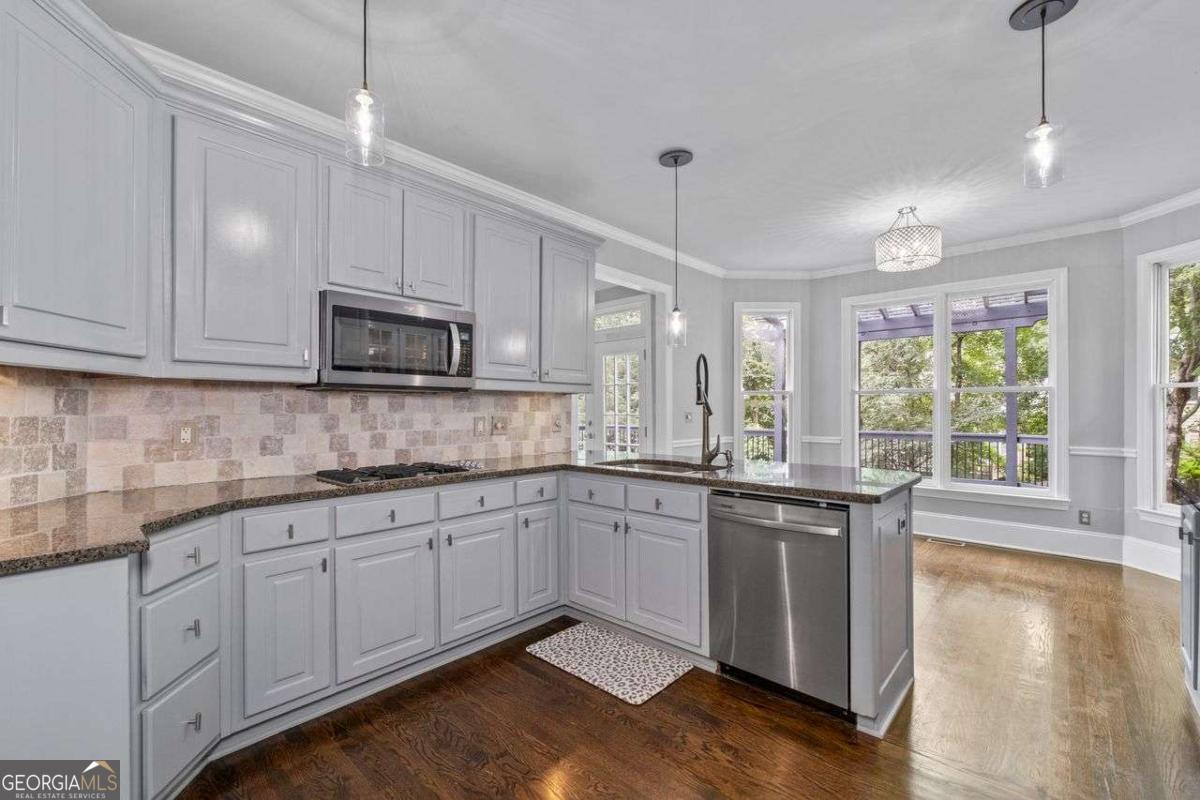 515 Oak Bridge Trail