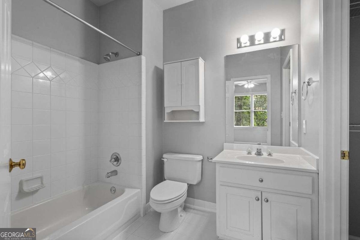 515 Oak Bridge Trail