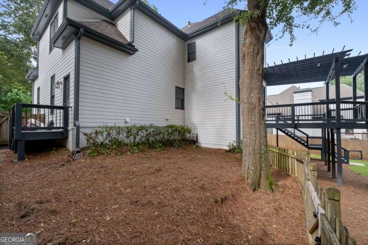 515 Oak Bridge Trail