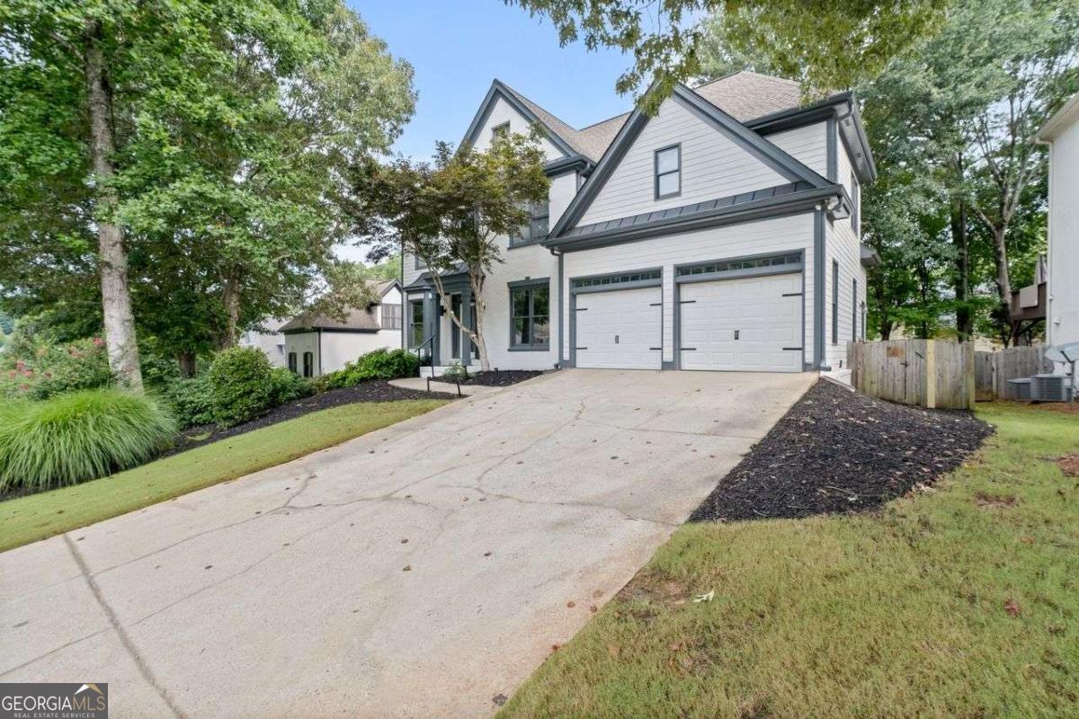 515 Oak Bridge Trail