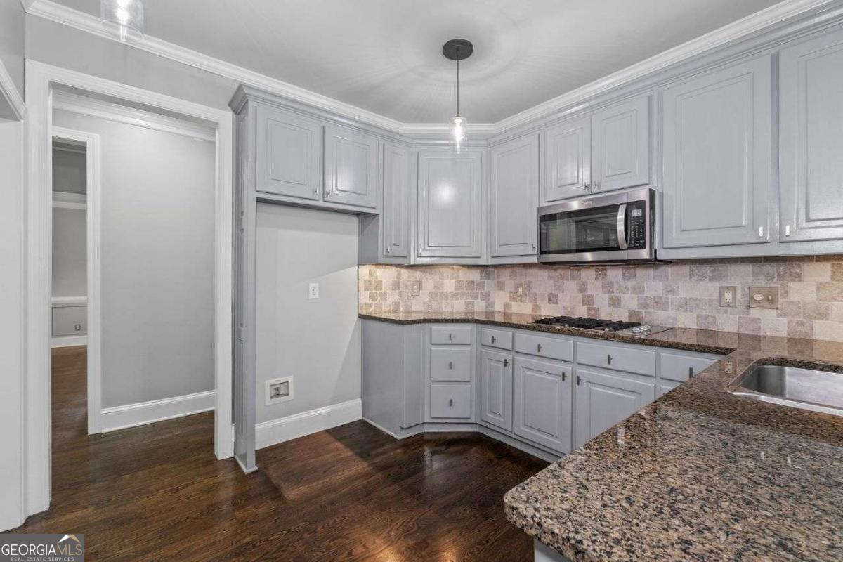 515 Oak Bridge Trail